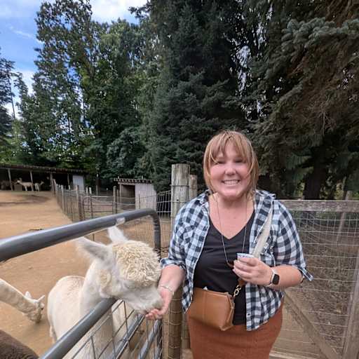 Profile image for pet sitter Jolina