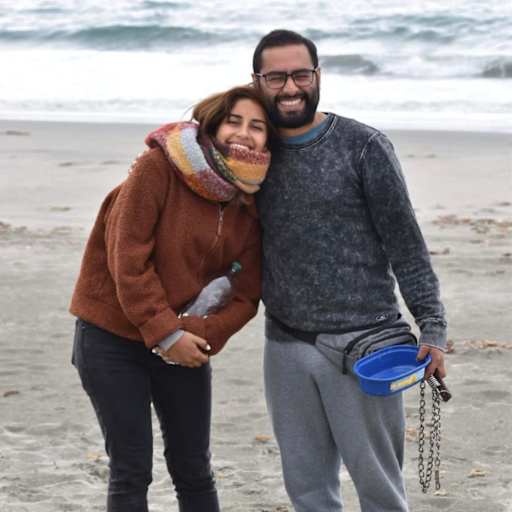Profile image for pet sitters Jose Tomás & Andrea Constanza