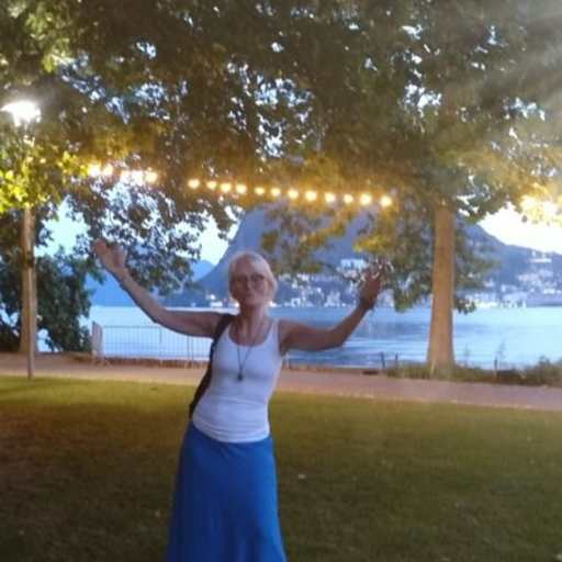 Profile image for pet sitter Lucia