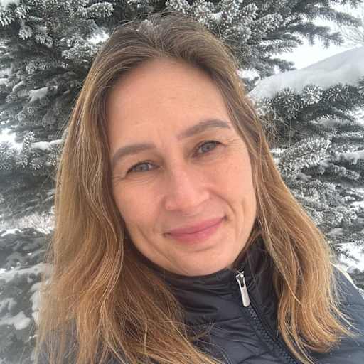 Profile image for pet sitter Kari
