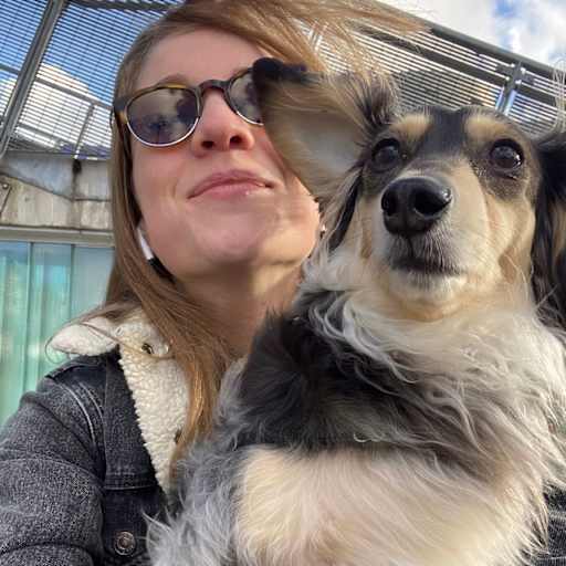 Profile image for pet sitter Joy