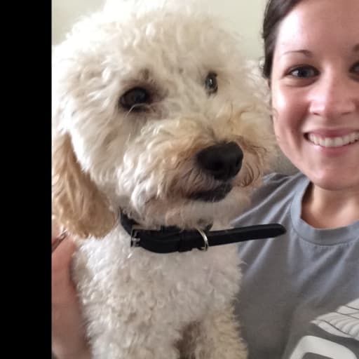 Profile image for pet sitter Erin
