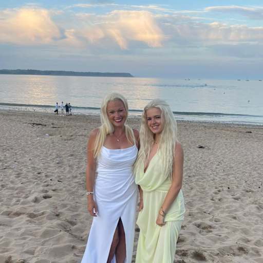 Profile image for pet sitter Alison