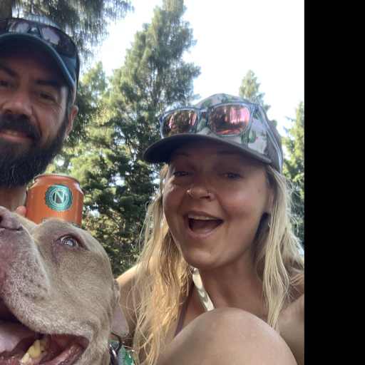 Profile image for pet sitters Crystal & Steve