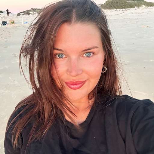 Profile image for pet sitter Laura