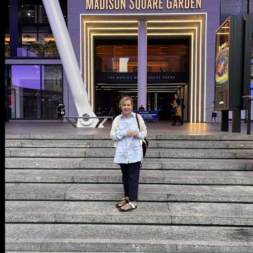 Profile image for pet sitters Manuela & Bernard