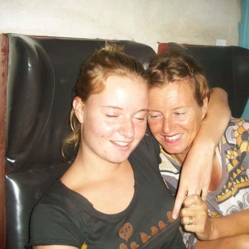Profile image for pet sitters Isabel & Joelle