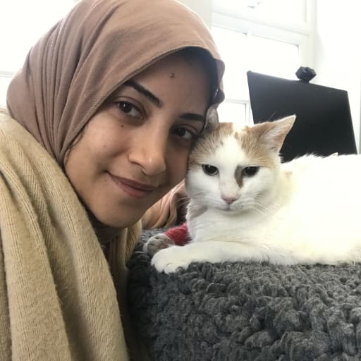 Profile image for pet sitter Noor
