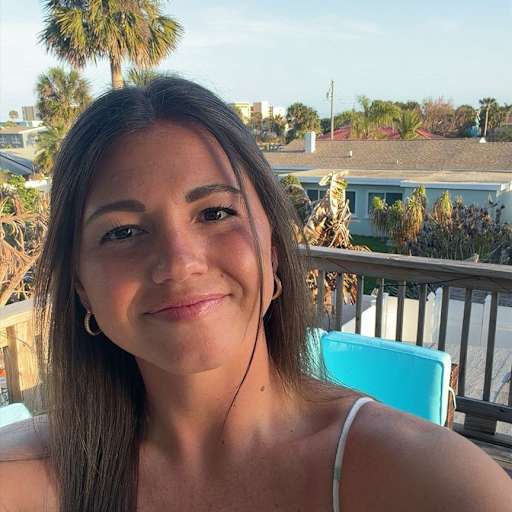 Profile image for pet sitter Marlee