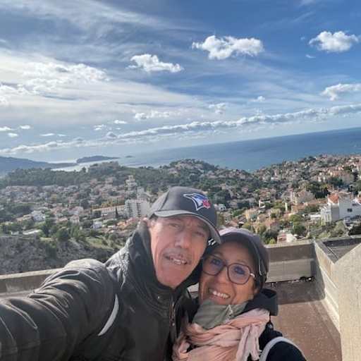 Profile image for pet sitters KAMEL & Farida