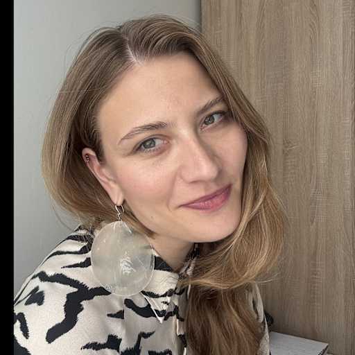Profile image for pet sitter Maria