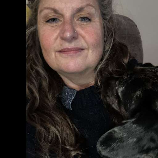 Profile image for pet sitters Annie & Julian