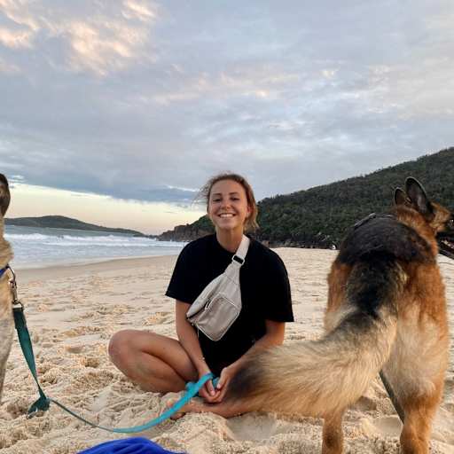 Profile image for pet sitter Marion
