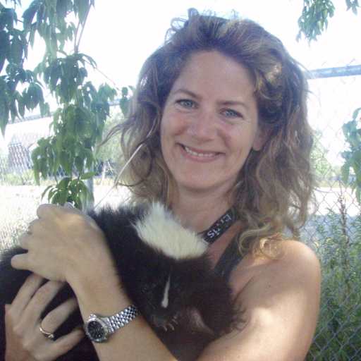 Profile image for pet sitter Sharon M