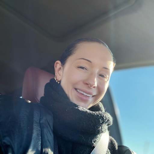Profile image for pet sitter Elizabeth