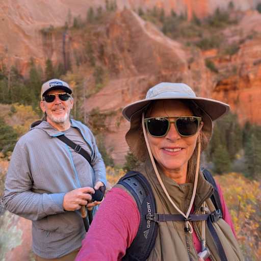 Profile image for pet sitters Claudia & Max