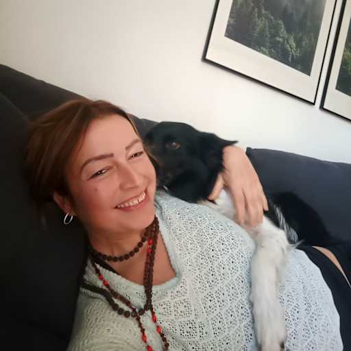 Profile image for pet sitter Lexe