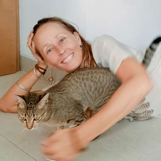 Profile image for pet sitter Eva Joan