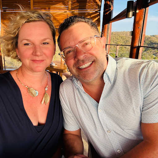 Profile image for pet sitters Erin & Brad