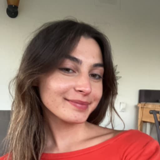Profile image for pet sitter Emma