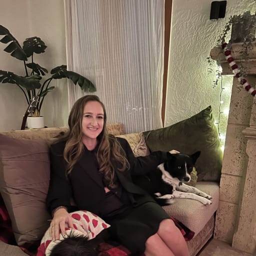 Profile image for pet sitter ashley