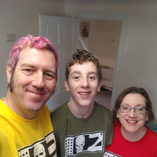 Profile image for pet sitters Kenneth & Christine
