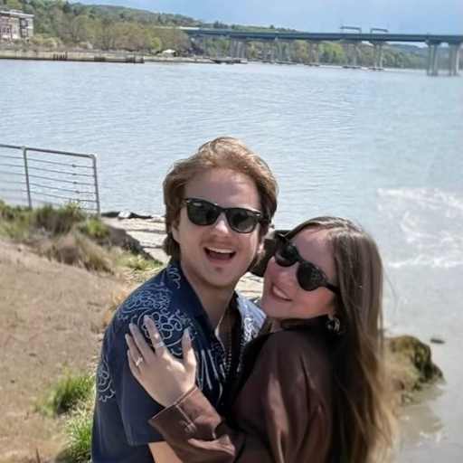 Profile image for pet sitters Avril & Maxwell