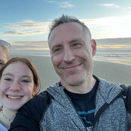 Profile image for pet sitters Amy & Jean-paul