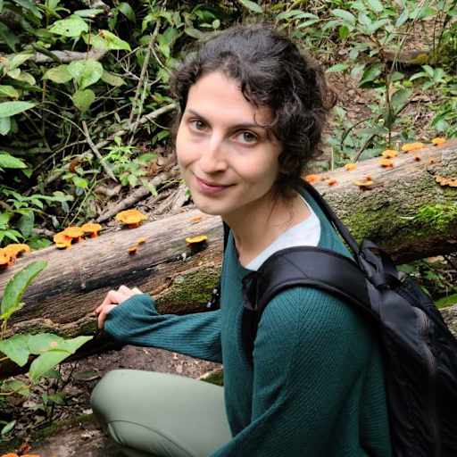 Profile image for pet sitter Mara