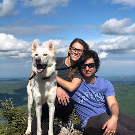 Profile image for pet sitters Marie & Brad