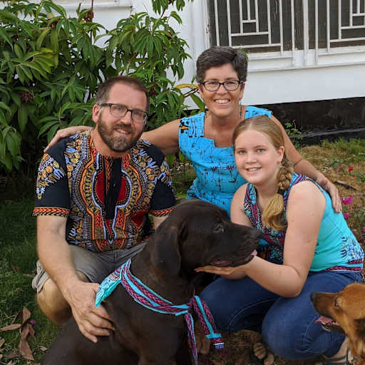 Profile image for pet sitters Geoff & Carrie Jo