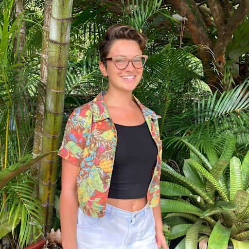 Profile image for pet sitter Nina