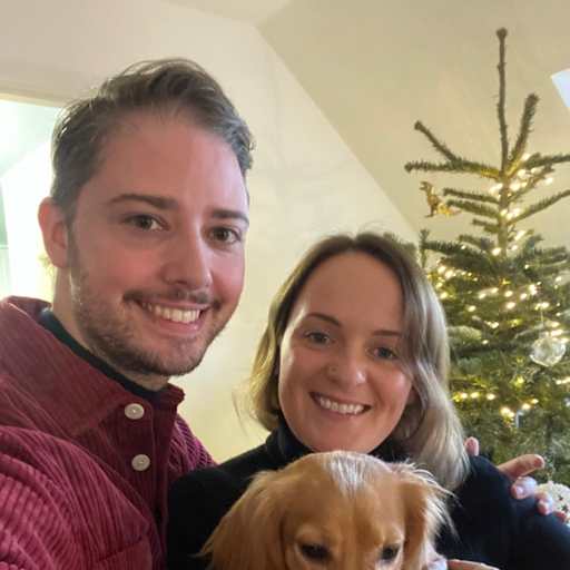 Profile image for pet sitters Siobhan & Jamie