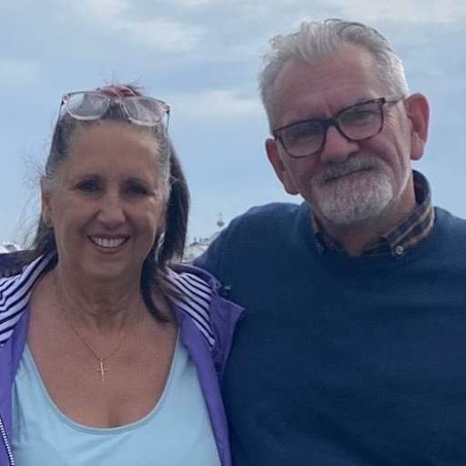 Profile image for pet sitters Lisa & John