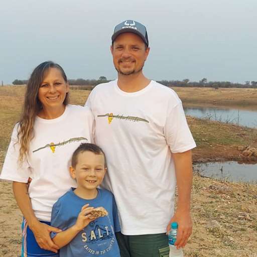 Profile image for pet sitters Leanna & Nicholas