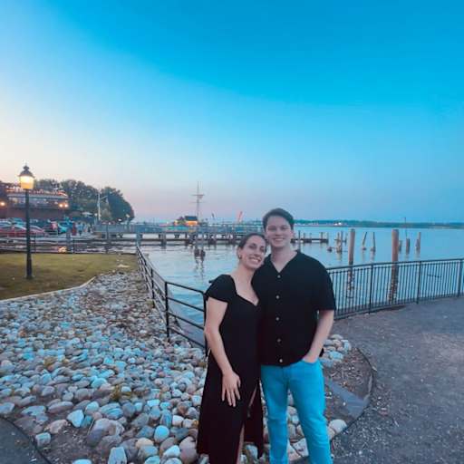 Profile image for pet sitters Courtney & Jack