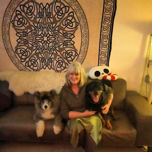 Profile image for pet sitters brigit & Jos