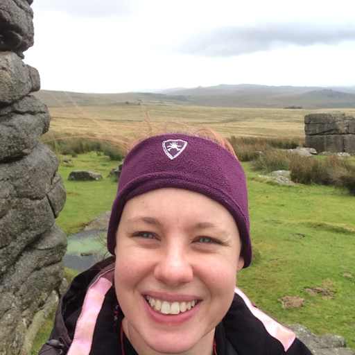 Profile image for pet sitter Karleen