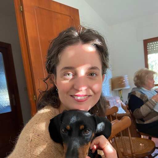 Profile image for pet sitter Beatriz