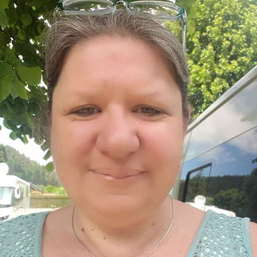 Profile image for pet sitter Sharon