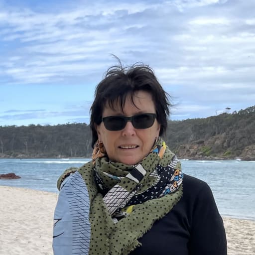 Profile image for pet sitter Rhonda