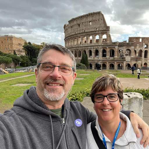 Profile image for pet sitters Alana & Ray