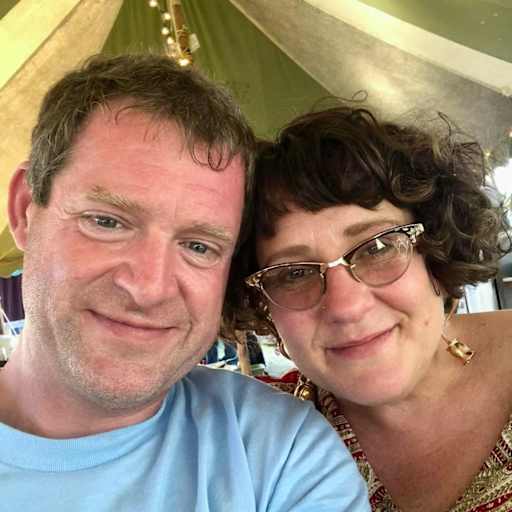 Profile image for pet sitters Teri & Jeff