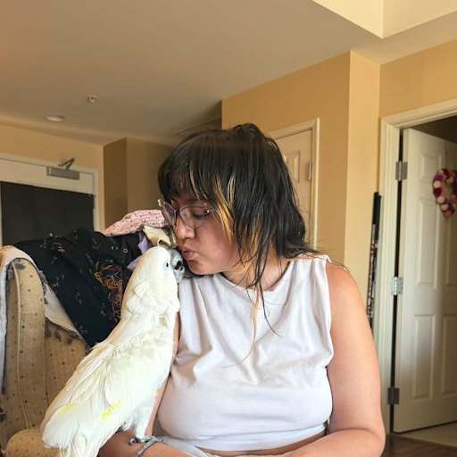Profile image for pet sitter Arella