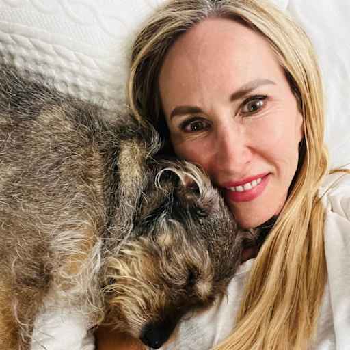 Profile image for pet sitter Lois