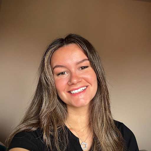 Profile image for pet sitter Isabelle