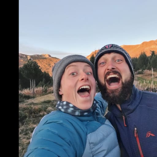 Profile image for pet sitters Annie & Bryce