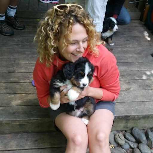Profile image for pet sitter Ariel