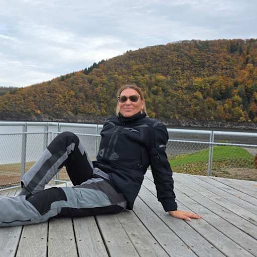 Profile image for pet sitter Belinda