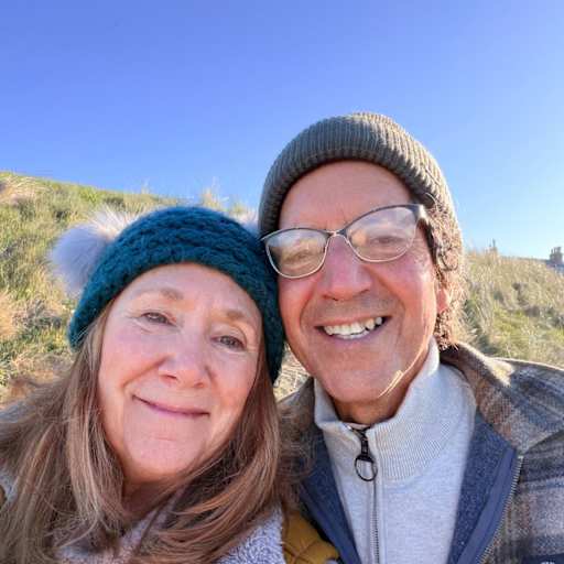 Profile image for pet sitters Maya & Matthew